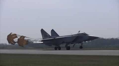 MiG-31with hypersonic Kinzhal missiles are on round-the-clock combat duty