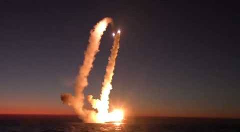 Epic launch of Caliber missiles in the Black Sea