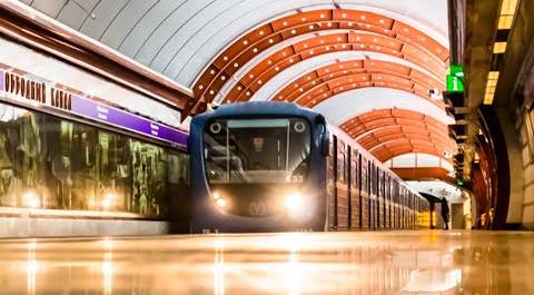 В петербургском метро запустили поезд на автопилоте