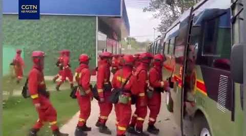 На место крушения самолета на юге Китая выехала поисково-спасательная группа