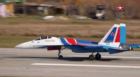 «Русские витязи» опробовали новейшие Су-35С: кадры контрольного облета