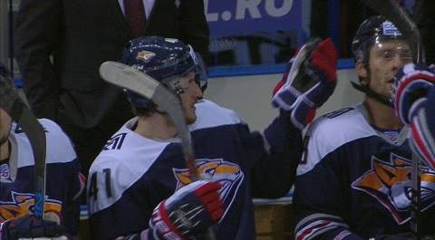 Первый гол Томаша Филиппи в КХЛ / Tomas Filippi scores his first KHL goal