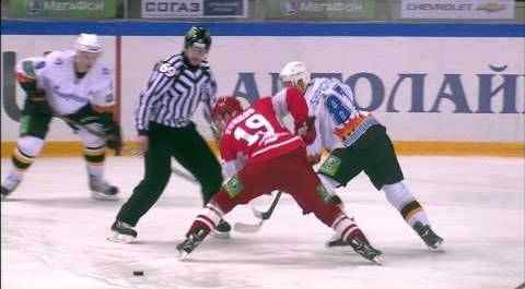Grigory Zheldakov first KHL goal / Первая шайба Желдакова в КХЛ