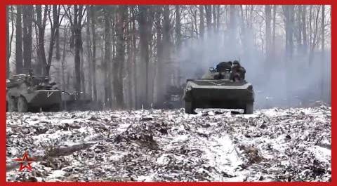 Минобороны показало продвижение колонн российских войск в Киевской области