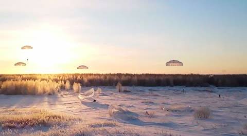 Небо в куполах: в Костромской области более 1,5 тысяч десантников приняли участие в учениях