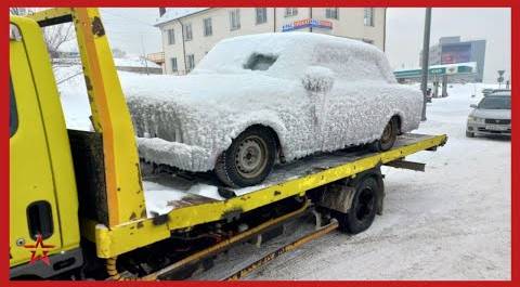В Красноярске водитель ради эксперимента решил заморозить свой автомобиль