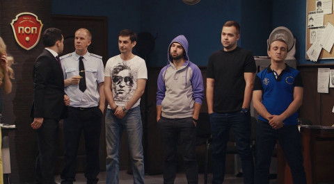 Однажды в России: Платное отделение полиции