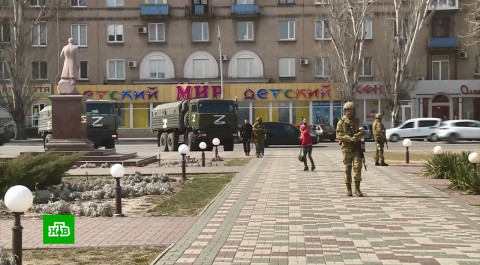 Мелитополь возвращается к мирной жизни под контролем российских военных
