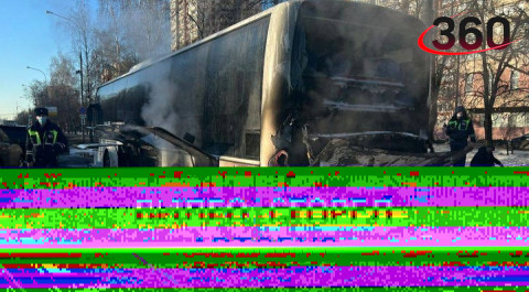 Загорелся автобус в Москве: в сторону центра - пробка