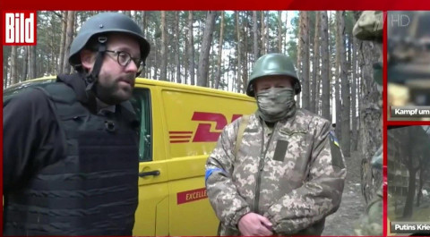 Украинские военные используют автомобили германско...товой службы для поставок оружия под прикрытием