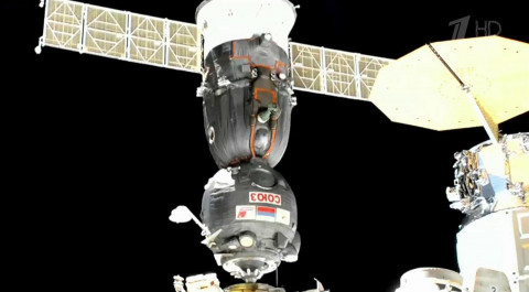 Спускаемый аппарат с экипажем корабля "Союз МС-19" вернулся на Землю