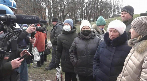 Иностранные журналисты посетили Донбасс и увидели, как живут люди в освобожденных районах