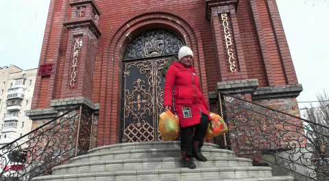 Шесть тонн продуктов, товары первой необходимости и лекарства привезли из Крыма в Мелитополь